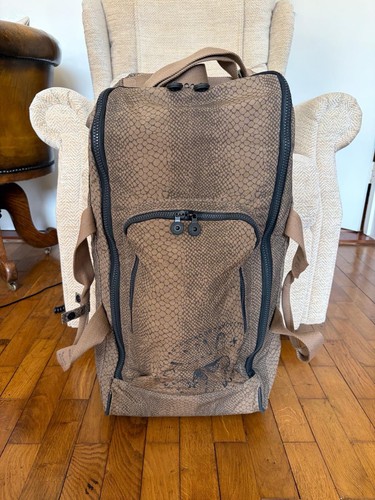 Kipling duffle suitcase - kipling, on